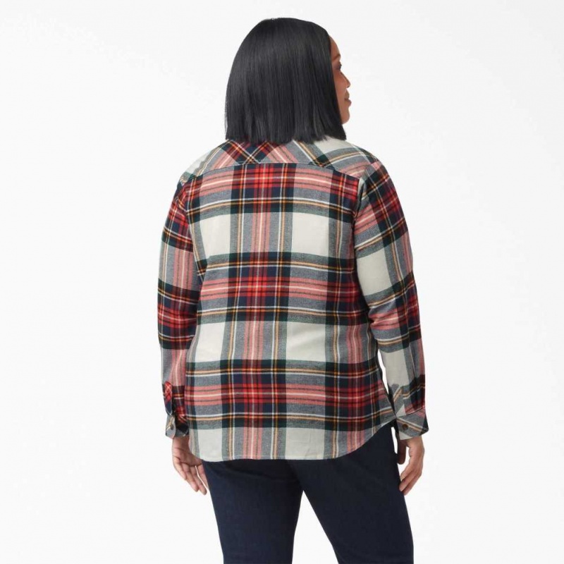 Dickies Plus Size Long Sleeve Plaid Flannel Shirt Molten Lava Highland Plaid | CZ0001259